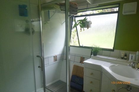 Photo of property in 43 Birdwood Road, Swanson, Auckland, 0612