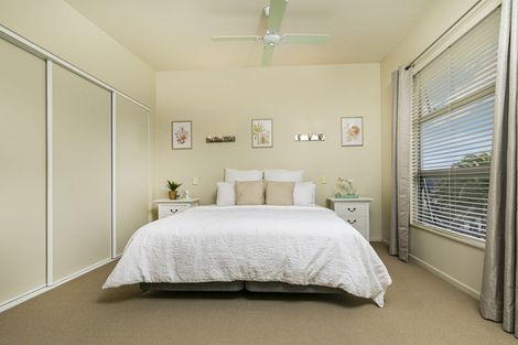 Photo of property in 22/40 Scarlet Oak Drive, Schnapper Rock, Auckland, 0632