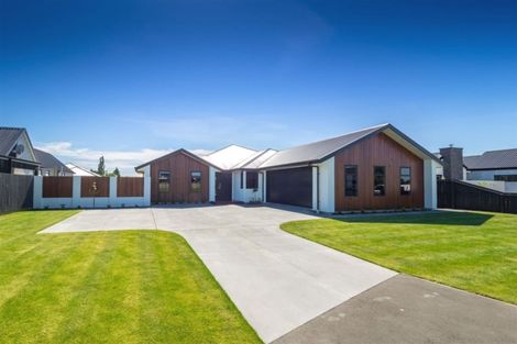 Photo of property in 15 Douglas Drive, Allenton, Ashburton, 7700