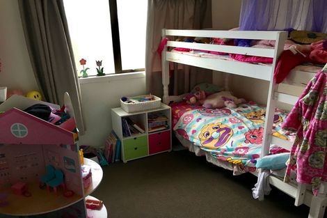 Photo of property in 212 Captain Springs Road, Onehunga, Auckland, 1061