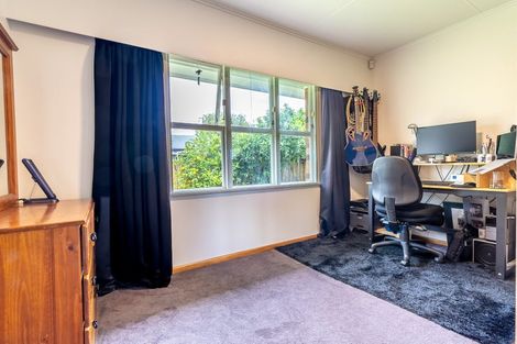 Photo of property in 10 Parkdale Place, Glenview, Hamilton, 3206