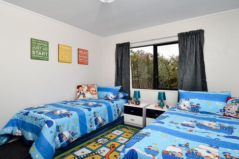 Photo of property in 2/14 Queen Mary Avenue, New Lynn, Auckland, 0600