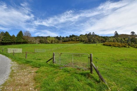 Photo of property in 71 Hoeke Road, Carrington, Carterton, 5791