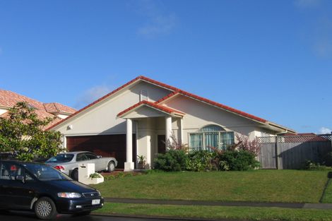 Photo of property in 7 Thornbury Crescent, East Tamaki Heights, Auckland, 2016