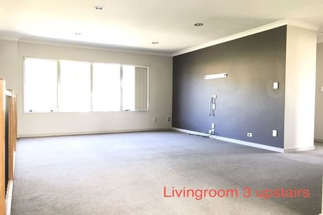 Photo of property in 11 Mana Lane, Pinehill, Auckland, 0632