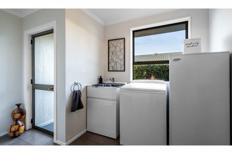 Photo of property in 61 Vogel Street, Waikiwi, Invercargill, 9810