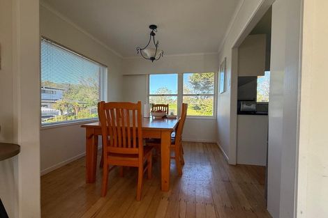 Photo of property in 11 Terry Street, Blockhouse Bay, Auckland, 0600