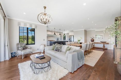 Photo of property in 61a Whitford Park Road, Whitford, Manurewa, 2576