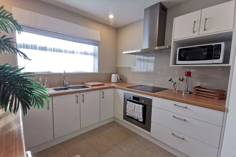 Photo of property in 1/5 Beatrice Place, Avonhead, Christchurch, 8042