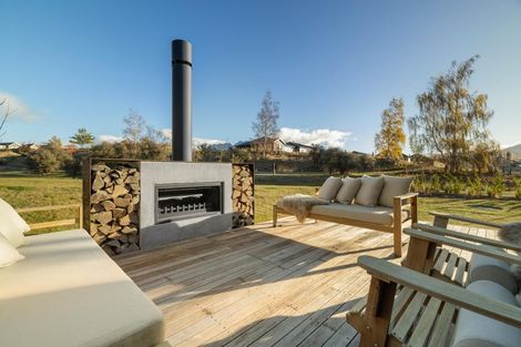 Photo of property in 7 Mckenzies Shute, Jacks Point, Queenstown, 9371