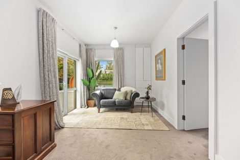 Photo of property in 66 Kahu Road, Fendalton, Christchurch, 8041