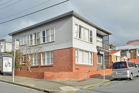 Photo of property in 76 Rintoul Street, Newtown, Wellington, 6021