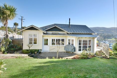 Photo of property in 15 Northview Crescent, Belleknowes, Dunedin, 9011