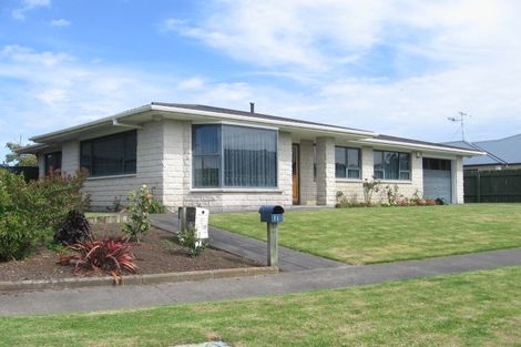 Photo of property in 11 Kakaho Drive, Tawhero, Whanganui, 4501