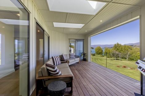 Photo of property in 485 Tarras-cromwell Road, Northburn, Cromwell, 9383