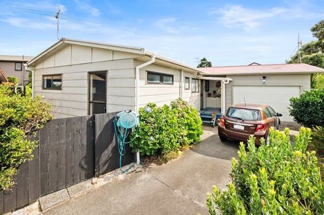 Photo of property in 7 Taihiki Road, Clarks Beach, 2122