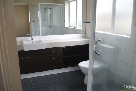 Photo of property in 22 Terrasini Drive, Flat Bush, Auckland, 2019