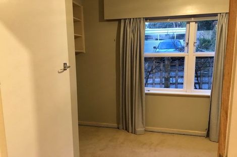 Photo of property in 4 Grenfell Drive, Karori, Wellington, 6012