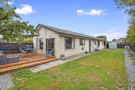 Photo of property in 257 Queenspark Drive, Parklands, Christchurch, 8083