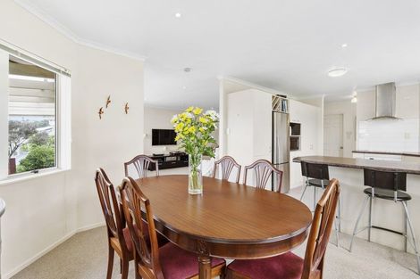 Photo of property in 5 Rakau Views, Orewa, 0931