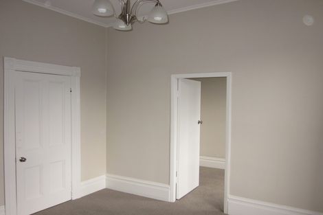 Photo of property in 19a Colombo Street, Hokowhitu, Palmerston North, 4410