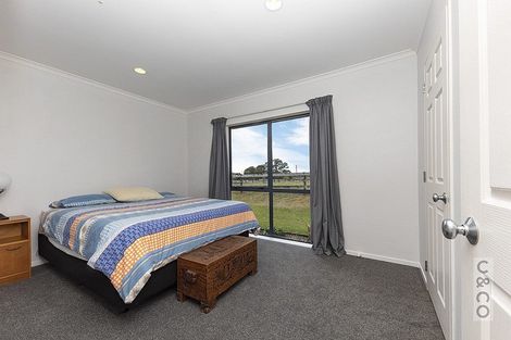 Photo of property in 118 Cottle Road, Taupaki, Henderson, 0782