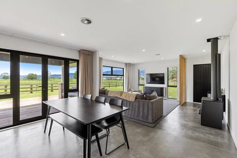 Photo of property in 16 Coates Lane, Te Poi, 3473