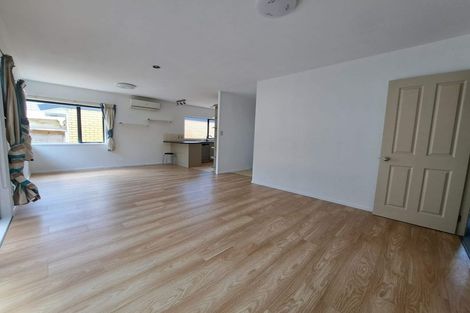 Photo of property in 2/19 Howe Street, Howick, Auckland, 2014