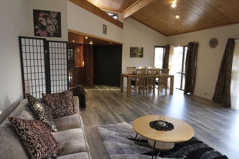 Photo of property in 1/74 Waiau Street, Torbay, Auckland, 0630