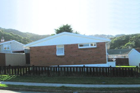 Photo of property in 36 Mahinawa Street, Takapuwahia, Porirua, 5022