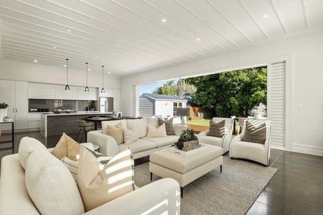 Photo of property in 154 Hinemoa Street, Birkenhead, Auckland, 0626