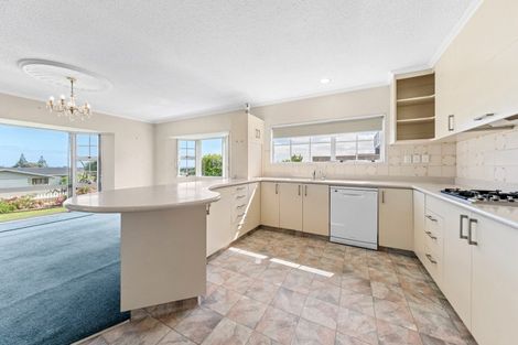 Photo of property in 140 Parklands Avenue, Bell Block, New Plymouth, 4312