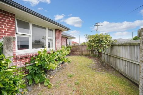 Photo of property in 44 Vancouver Crescent, Wainoni, Christchurch, 8061