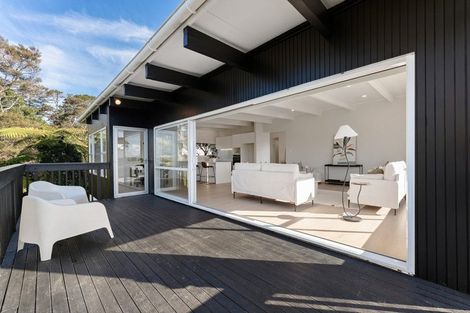Photo of property in 137 Albany Highway, Unsworth Heights, Auckland, 0632