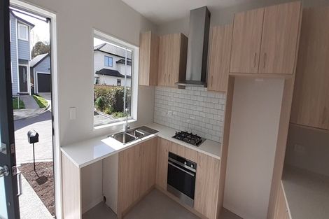 Photo of property in 6 Riroriro Close, Papakura, 2110