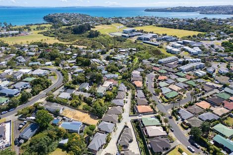 Photo of property in 1 Puarangi Lane, Stanmore Bay, Whangaparaoa, 0932