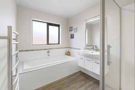 Photo of property in 13 Broomleigh Drive, Rolleston, 7615