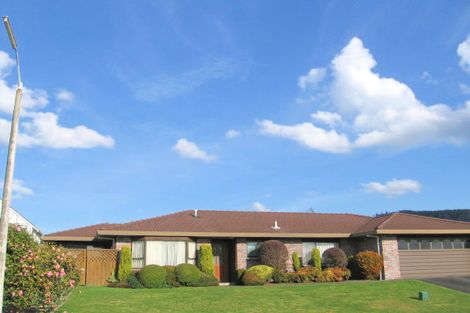 Photo of property in 11a Orchard Place, Lynmore, Rotorua, 3010