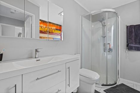 Photo of property in 6a Glover Place, Onerahi, Whangarei, 0110