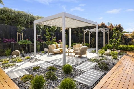 Photo of property in 102 Moffat Road, Bethlehem, Tauranga, 3110