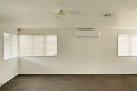 Photo of property in 129 Aviemore Drive, Highland Park, Auckland, 2010