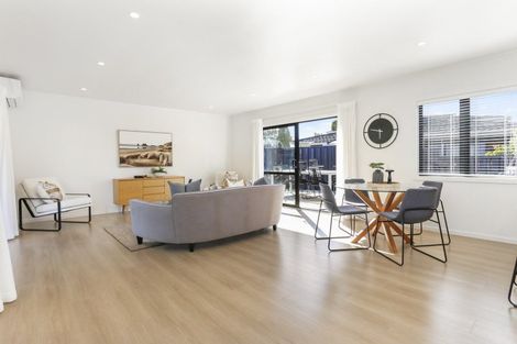 Photo of property in 13 Davita Place, Farm Cove, Auckland, 2012