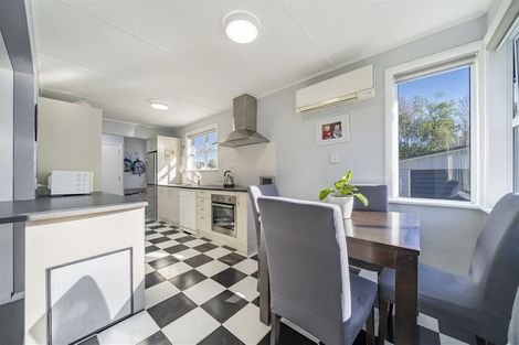 Photo of property in 27 Rimu Street, Naenae, Lower Hutt, 5011