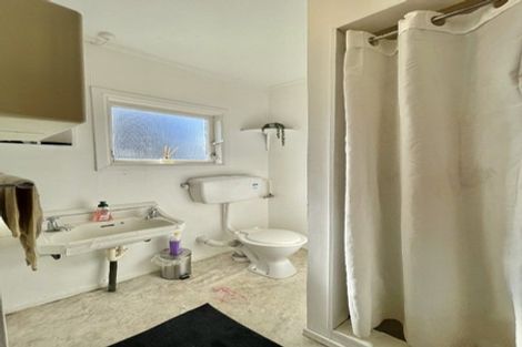 Photo of property in 17 East Street, Petone, Lower Hutt, 5012