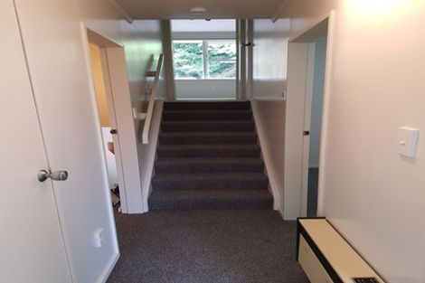 Photo of property in 99 Churton Drive, Churton Park, Wellington, 6037