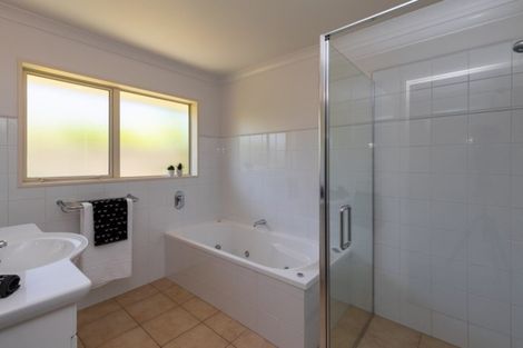 Photo of property in 12 Richard Seddon Drive, Northwood, Christchurch, 8051