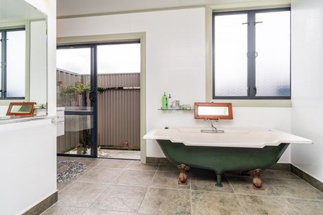 Photo of property in 37 Parore Street, Dargaville, 0310