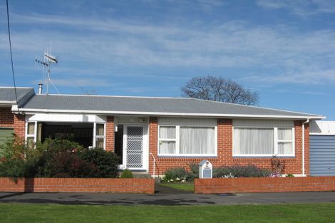Photo of property in 22 Kent Street, Levin, 5510