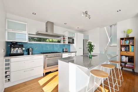 Photo of property in 414a Evans Bay Parade, Hataitai, Wellington, 6021