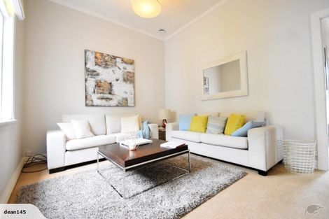 Photo of property in 28 Cardwell Street, Onehunga, Auckland, 1061